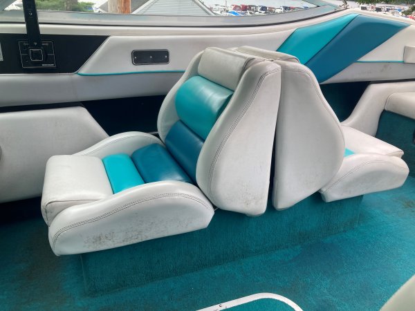 Pre-Owned 1992 Power Boat for sale