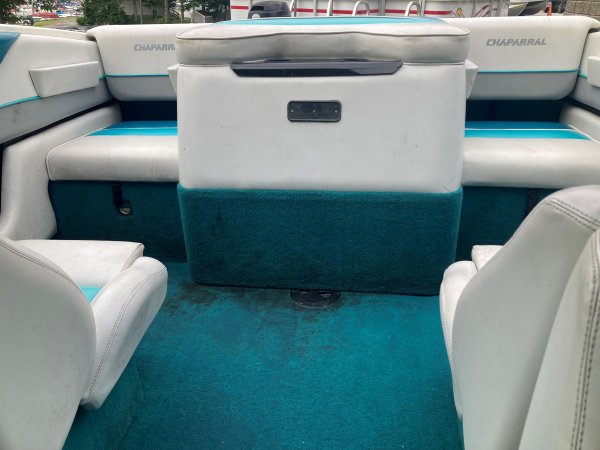 Pre-Owned 1992  powered Chaparral Boat for sale