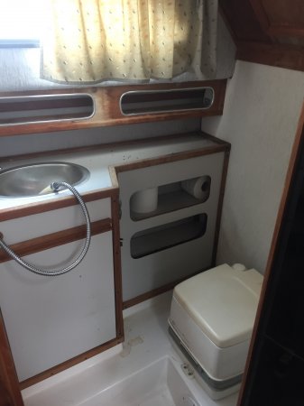 Pre-Owned 1987  powered  Boat for sale