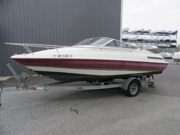 Used 1992  powered Maxum Boat for sale