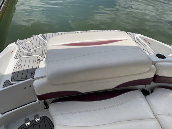 Pre-Owned 2013  powered Power Boat for sale