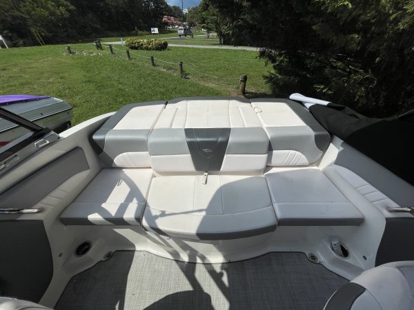 Used 2021  powered Power Boat for sale