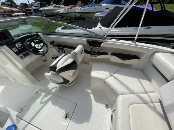 Pre-Owned 2010 Chaparral Power Boat for sale