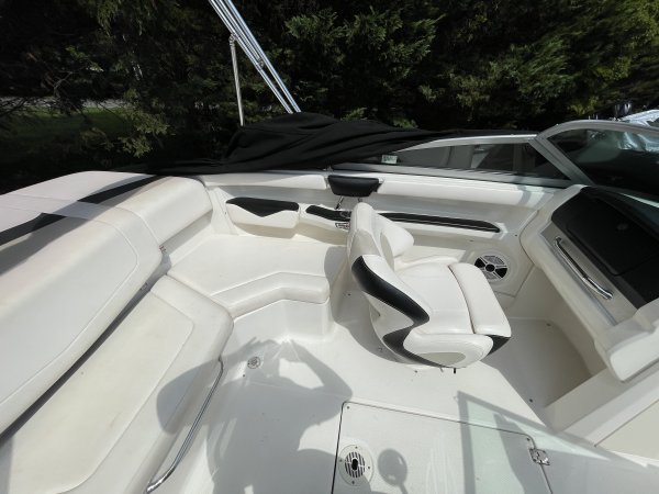 Pre-Owned 2010 Power Boat for sale