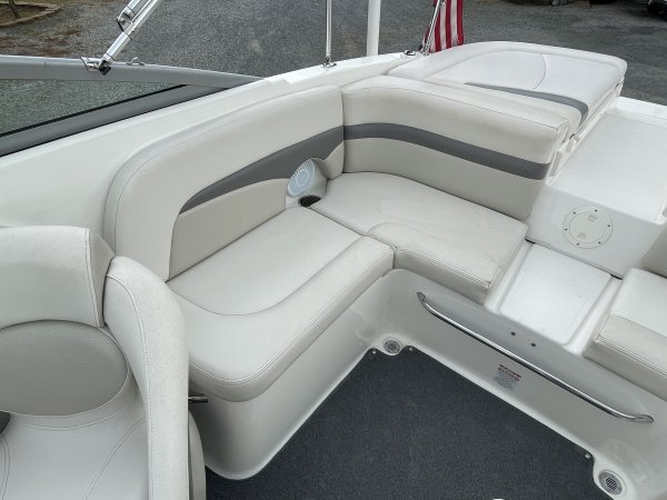 Pre-Owned 2007 Chaparral 236 SSI Power Boat for sale