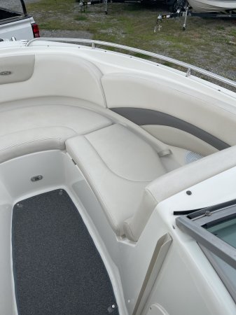 Pre-Owned 2007  powered Chaparral Boat for sale