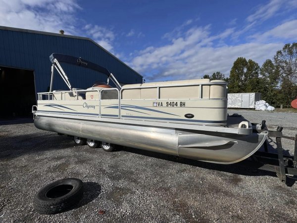 Used 2007 Odyssey Boats Power Boat for sale