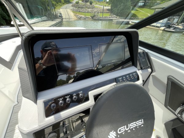 Pre-Owned 2023 Cobalt Power Boat for sale
