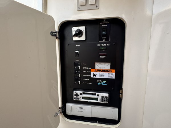 Used 1998 Sea Ray 290 Sundancer for sale