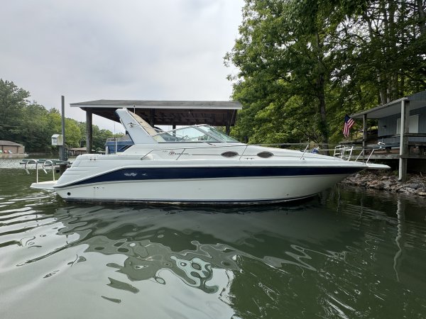 Used 1998 Sea Ray 290 Sundancer Power Boat for sale