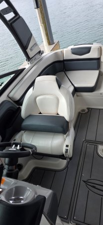 Used 2021  powered  Boat for sale