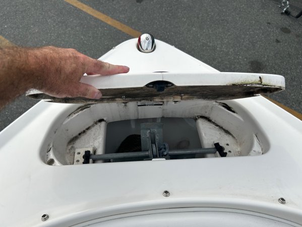 Pre-Owned 2000  powered Chaparral Boat for sale