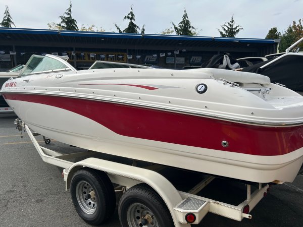 Pre-Owned 2000  powered Power Boat for sale