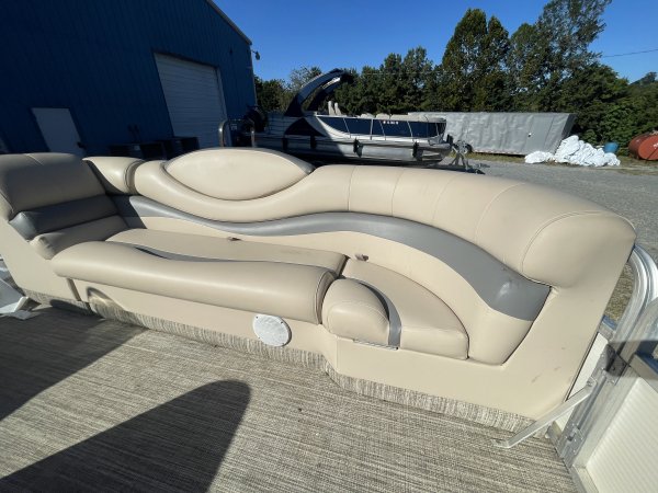 Used 2004 Power Boat for sale