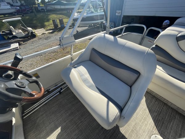 Used 2004 Power Boat for sale
