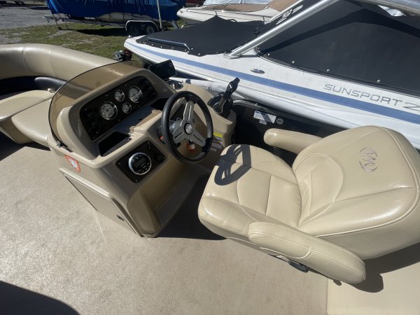 Pre-Owned 2018 Manitou for sale