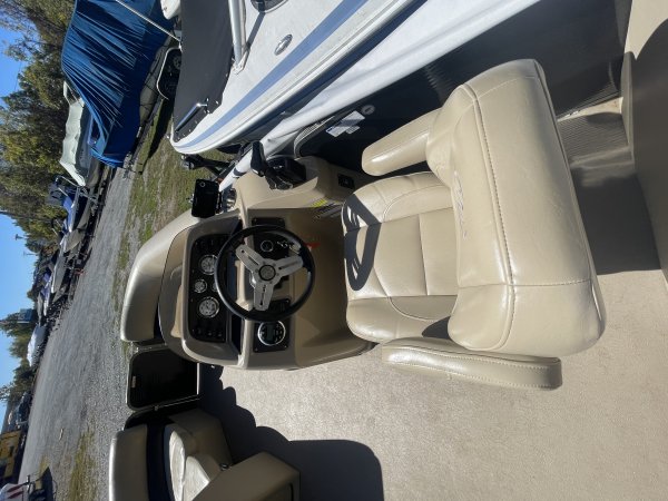 Pre-Owned 2018 Manitou Power Boat for sale