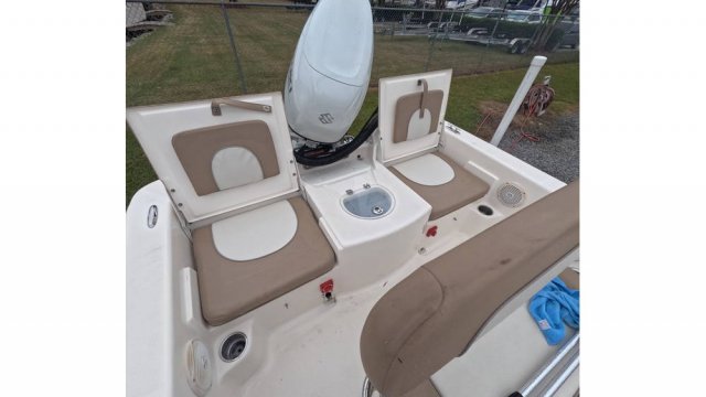 Used 2021  powered Power Boat for sale