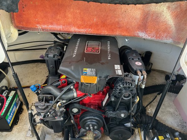 Used 2005 Chaparral 252 Sunesta for sale