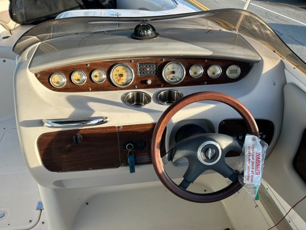 Used 2005  powered Power Boat for sale