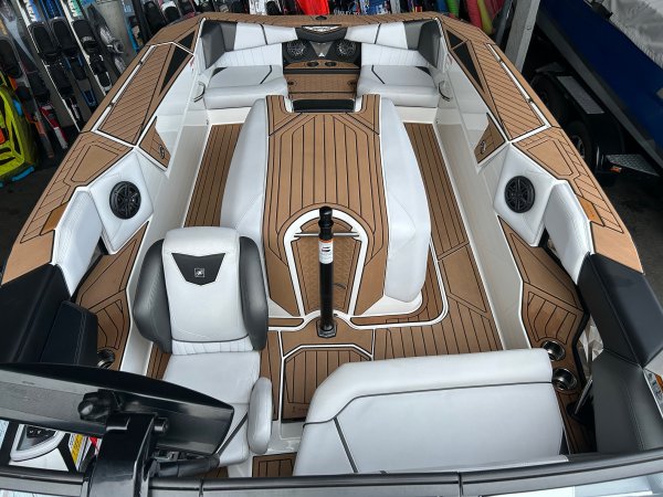 Pre-Owned 2019 Nautique Ski Nautique for sale