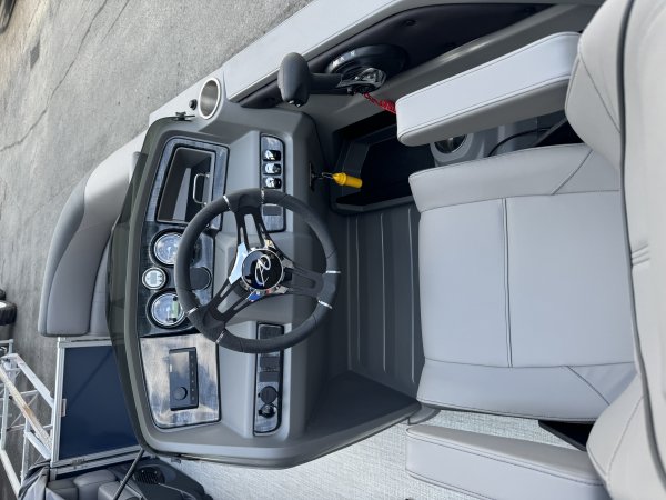 Used 2024 Avalon Pontoon LSZ Quad Lounge 2385 Power Boat for sale