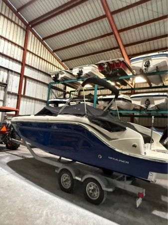 Used 2023  powered Power Boat for sale