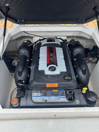 Used 2023 Chaparral Power Boat for sale