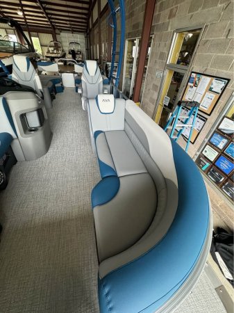 Used 2025 Avalon Pontoon LSZ 2585 Quad Lounge Shift Mercury 400R for sale