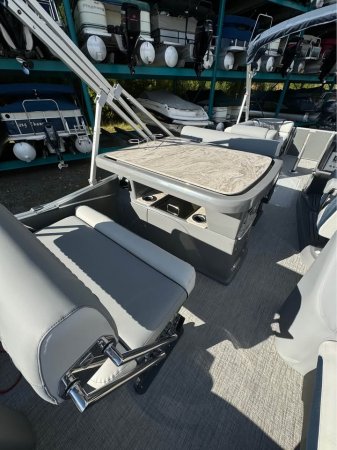 Pre-Owned 2025  powered Power Boat for sale