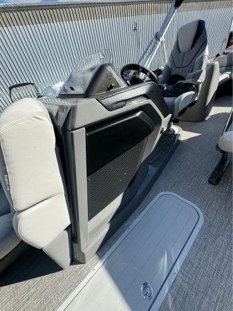 Pre-Owned 2025 Avalon Pontoon Power Boat for sale