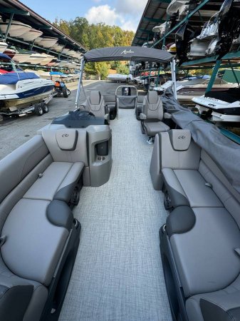 Pre-Owned 2024 Avalon Pontoon LSZ Quad Lounge 2385 for sale