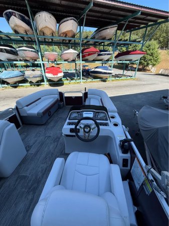 Pre-Owned 2021  powered Sweetwater Boat for sale