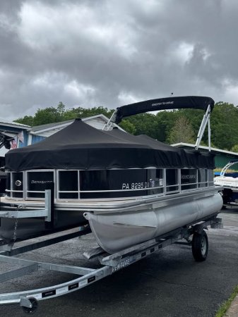 Pre-Owned 2018  powered Power Boat for sale