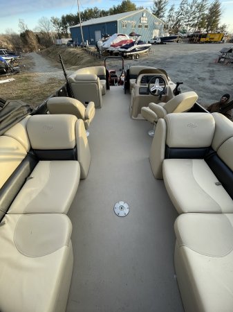 Pre-Owned 2020 Manitou 23 Aurora VP Power Boat for sale