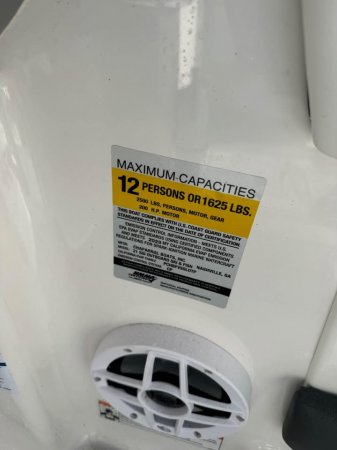 Used 2023 Chaparral Power Boat for sale