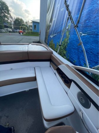 Used 2017 Four Winns 230 Power Boat for sale