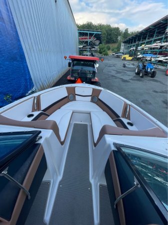 Used 2017 Four Winns for sale