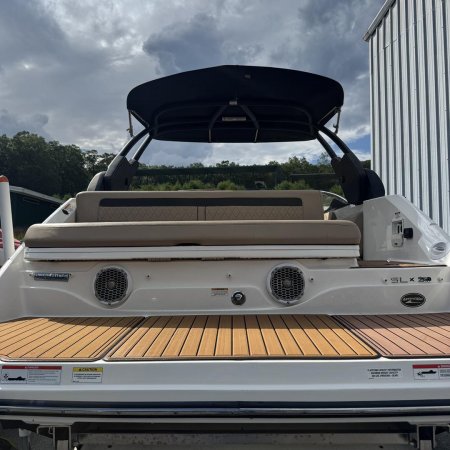 Used 2017  powered Sea Ray Boat for sale