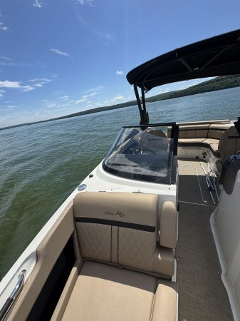 Used 2017 Sea Ray 250 SLX for sale