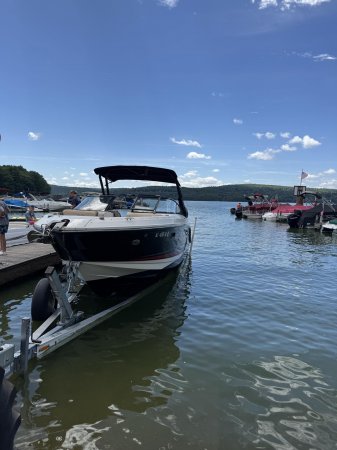 Used 2017 Sea Ray Power Boat for sale