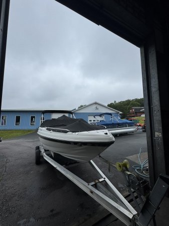 Pre-Owned 2004 Chaparral Power Boat for sale