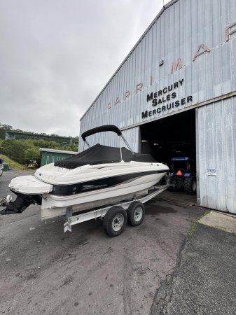 Pre-Owned 2004 Power Boat for sale