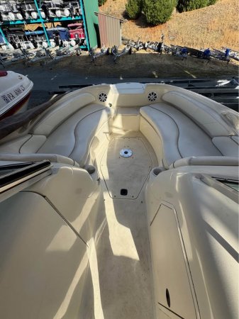 Pre-Owned 1999  powered Sea Ray Boat for sale