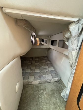 Pre-Owned 2007 Crownline Power Boat for sale