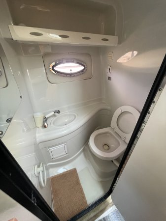 Pre-Owned 2007 Crownline 27CR for sale