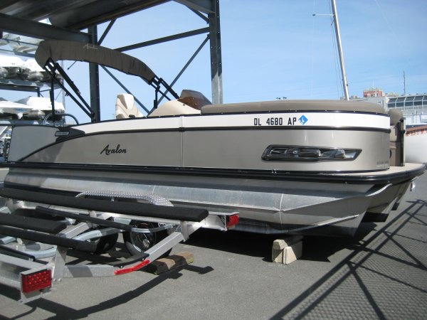Pre-Owned 2023 Avalon Pontoon for sale