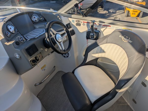 Used 2019  powered Stingray Boat for sale