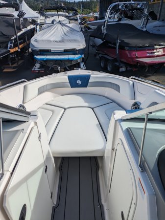 Used 2023 Chaparral Power Boat for sale