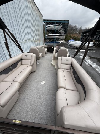 Pre-Owned 2015 Veranda Power Boat for sale